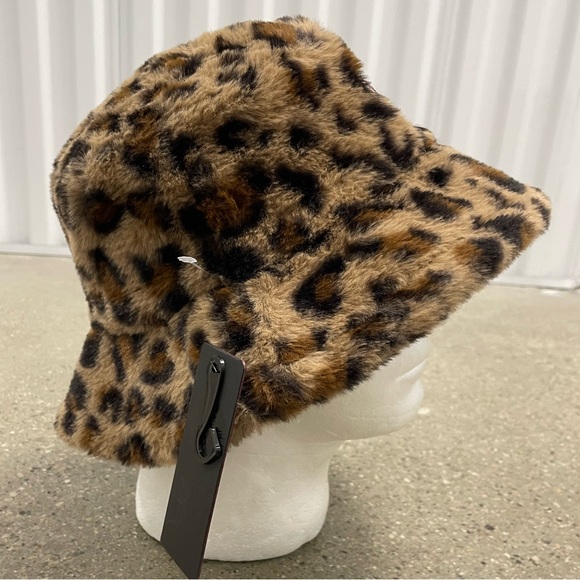 NWT Ed Hardy Leopard Faux Fur Bucket Hat Skull Rose Tattoo Graphic Unisex Y2K - Picture 6 of 8